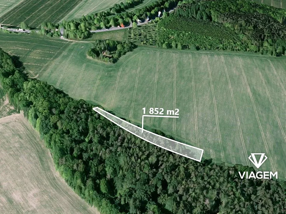 Prodej pole 1852 m²
